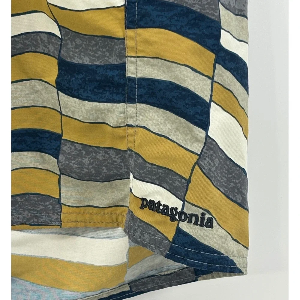 Patagonia Wavefarer Board Shorts Men's 35 Waved Striped Pattern